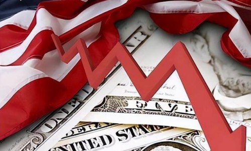 港媒 “ 中國(guó)減持美債至14年來(lái)最低 ”